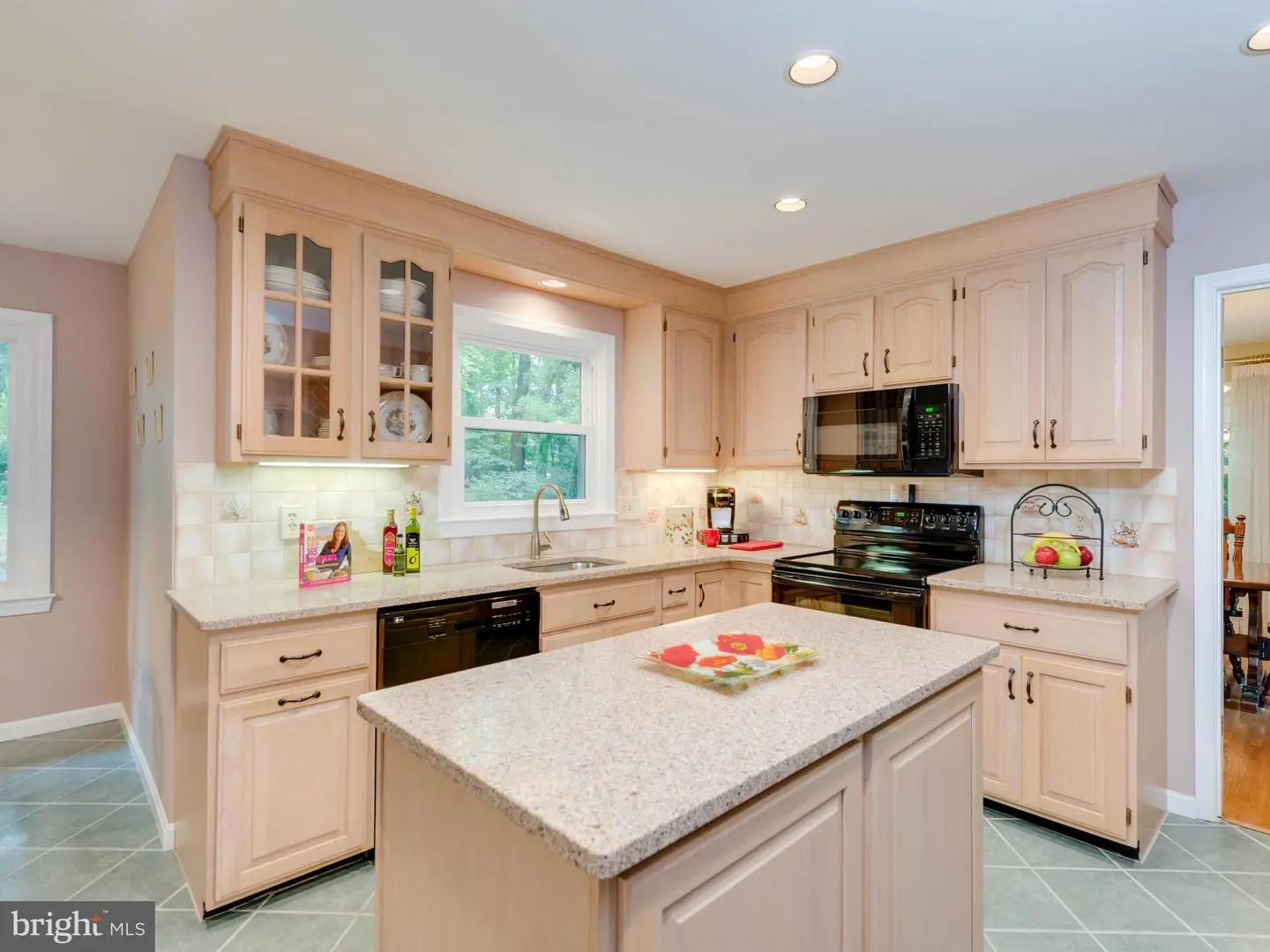 1003712923-300761236995-2021-09-07-04-59-49  |   | Falls Church Delaware Real Estate For Sale | MLS# 1003712923  - Best of Northern Virginia