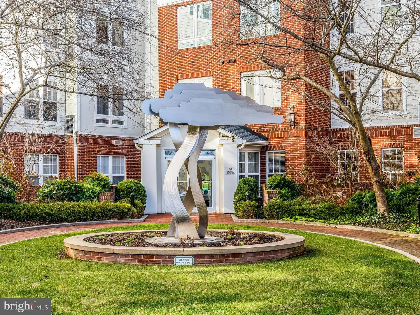801 S GREENBRIER ST #214   - Best of Northern Virginia Real Estate