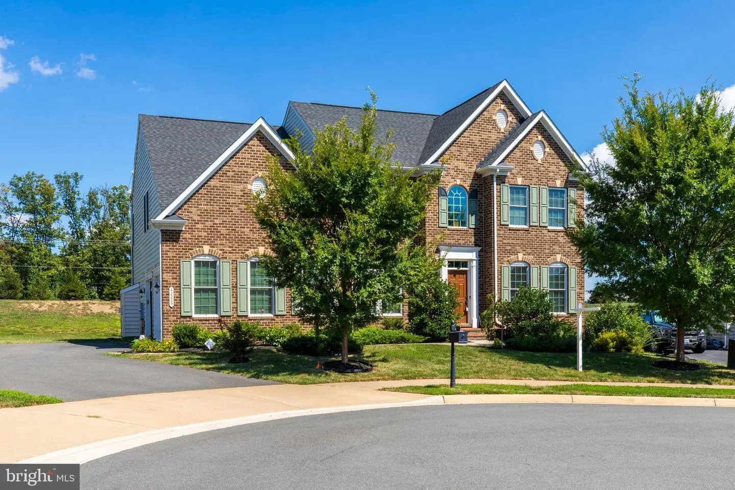 VALO2067588-802953000488-2024-04-13-00-11-49  |   | Chantilly Delaware Real Estate For Sale | MLS# Valo2067588  - Best of Northern Virginia