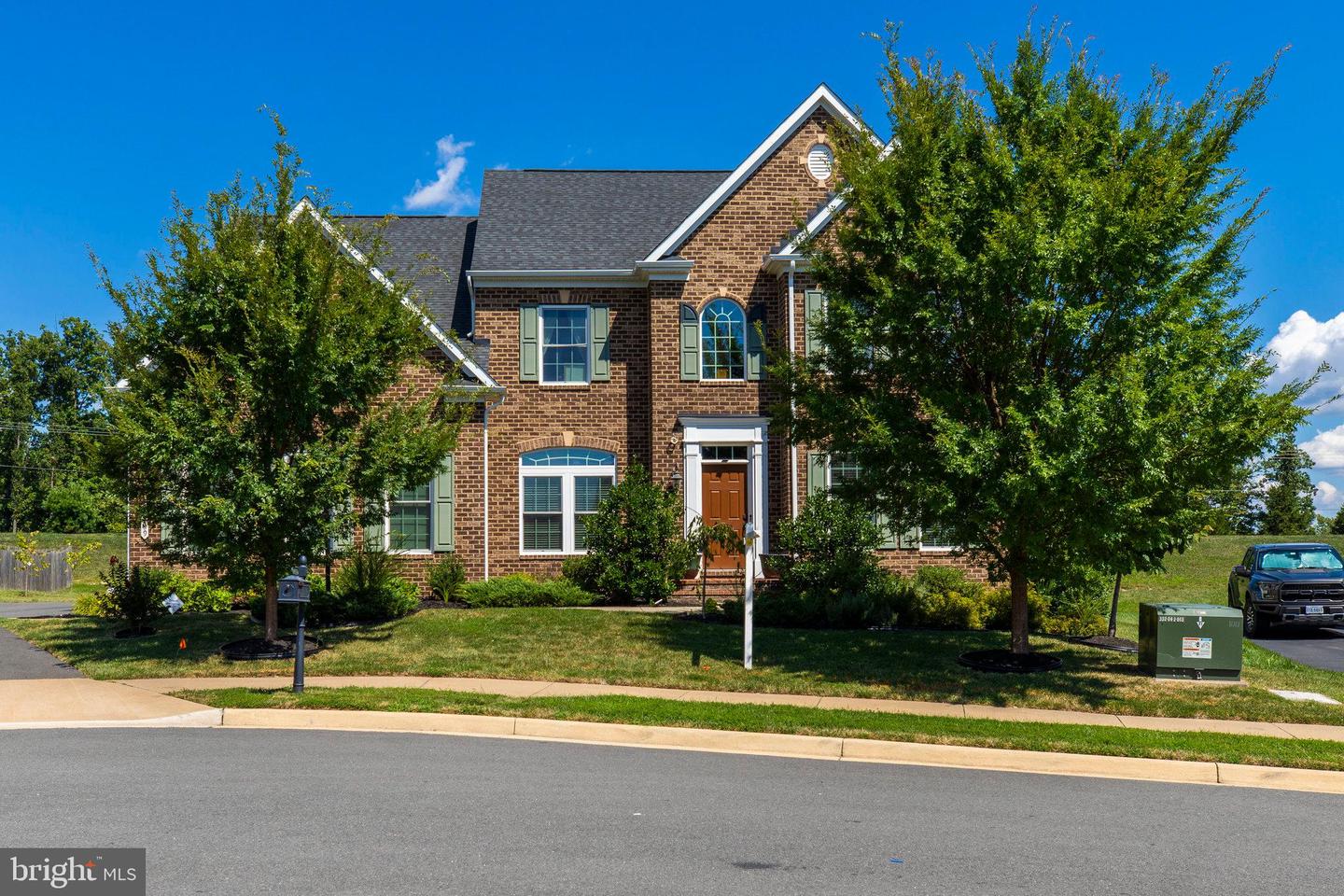 VALO2067588-802953000496-2024-04-13-00-11-50  |   | Chantilly Delaware Real Estate For Sale | MLS# Valo2067588  - Best of Northern Virginia