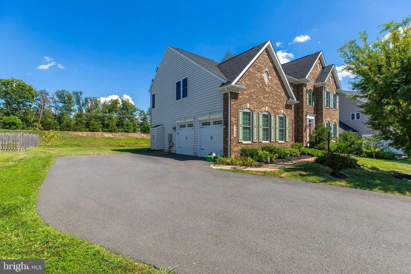VALO2067588-802953000500-2024-04-13-00-11-50  |   | Chantilly Delaware Real Estate For Sale | MLS# Valo2067588  - Best of Northern Virginia